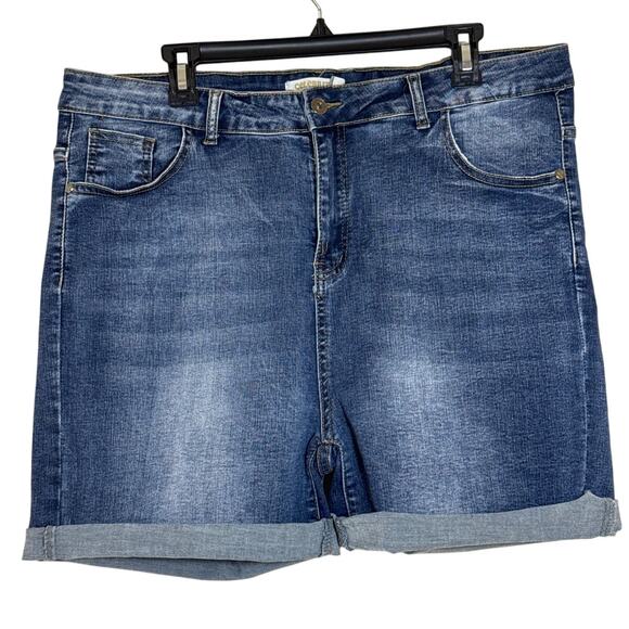 Celebrity Ace Size 18 Raw but Stitched Hem Stretch Denim Five Pocket Shorts - Picture 2 of 9